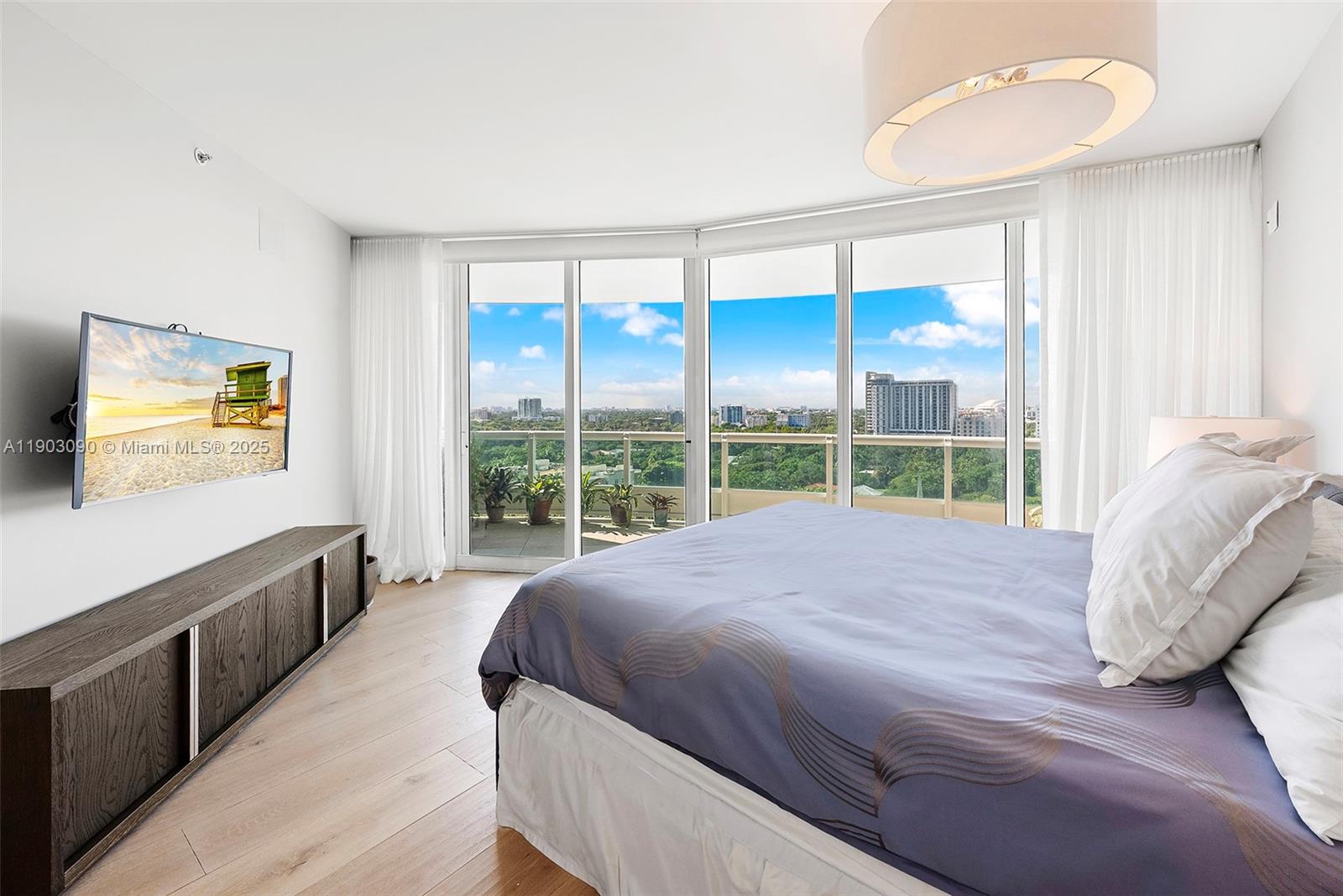 1643 Brickell Ave # 1602, Miami Unit: 1602