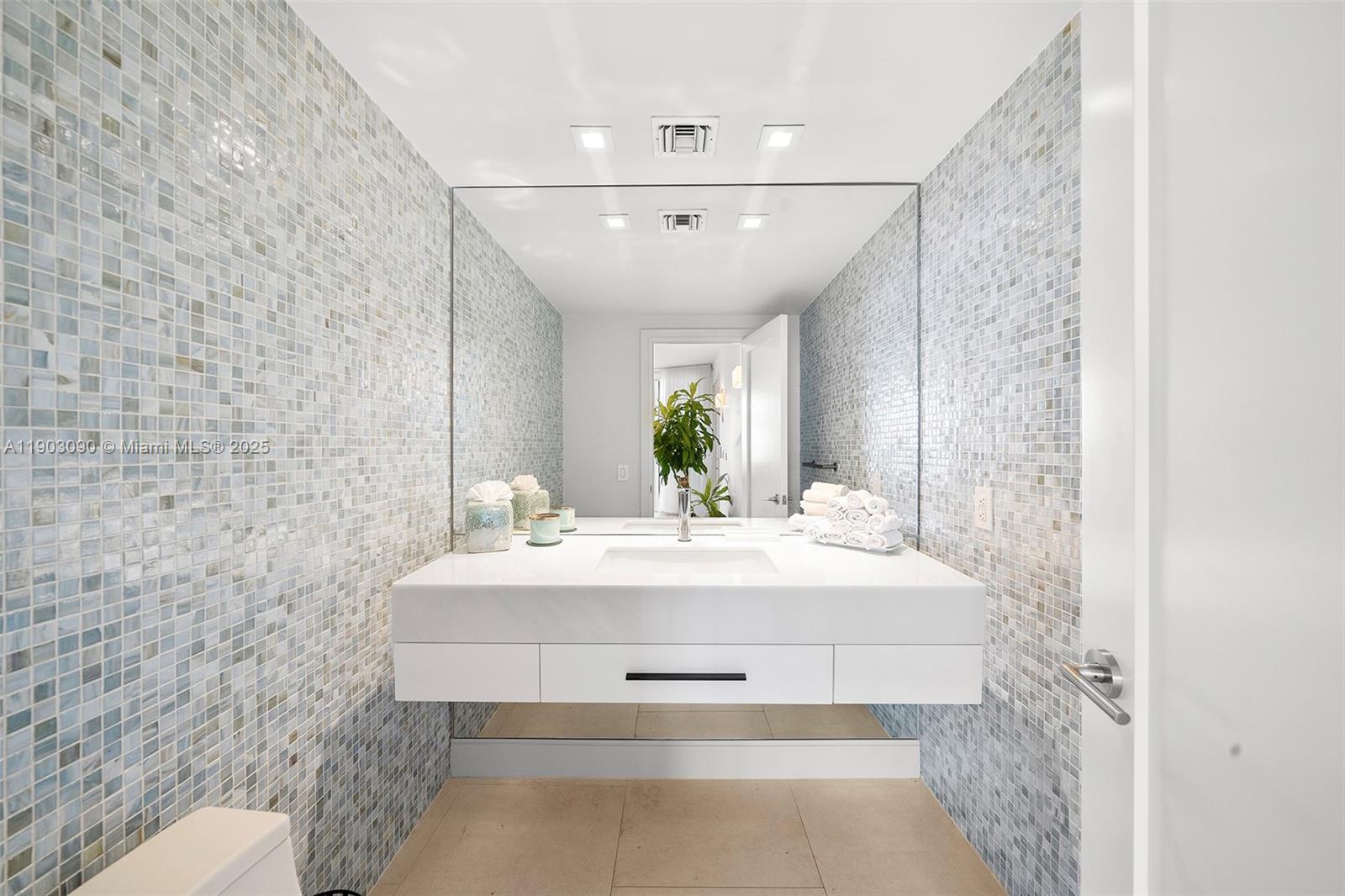 1643 Brickell Ave # 1602, Miami Unit: 1602