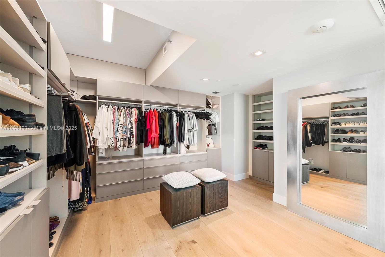 1643 Brickell Ave # 1602, Miami Unit: 1602