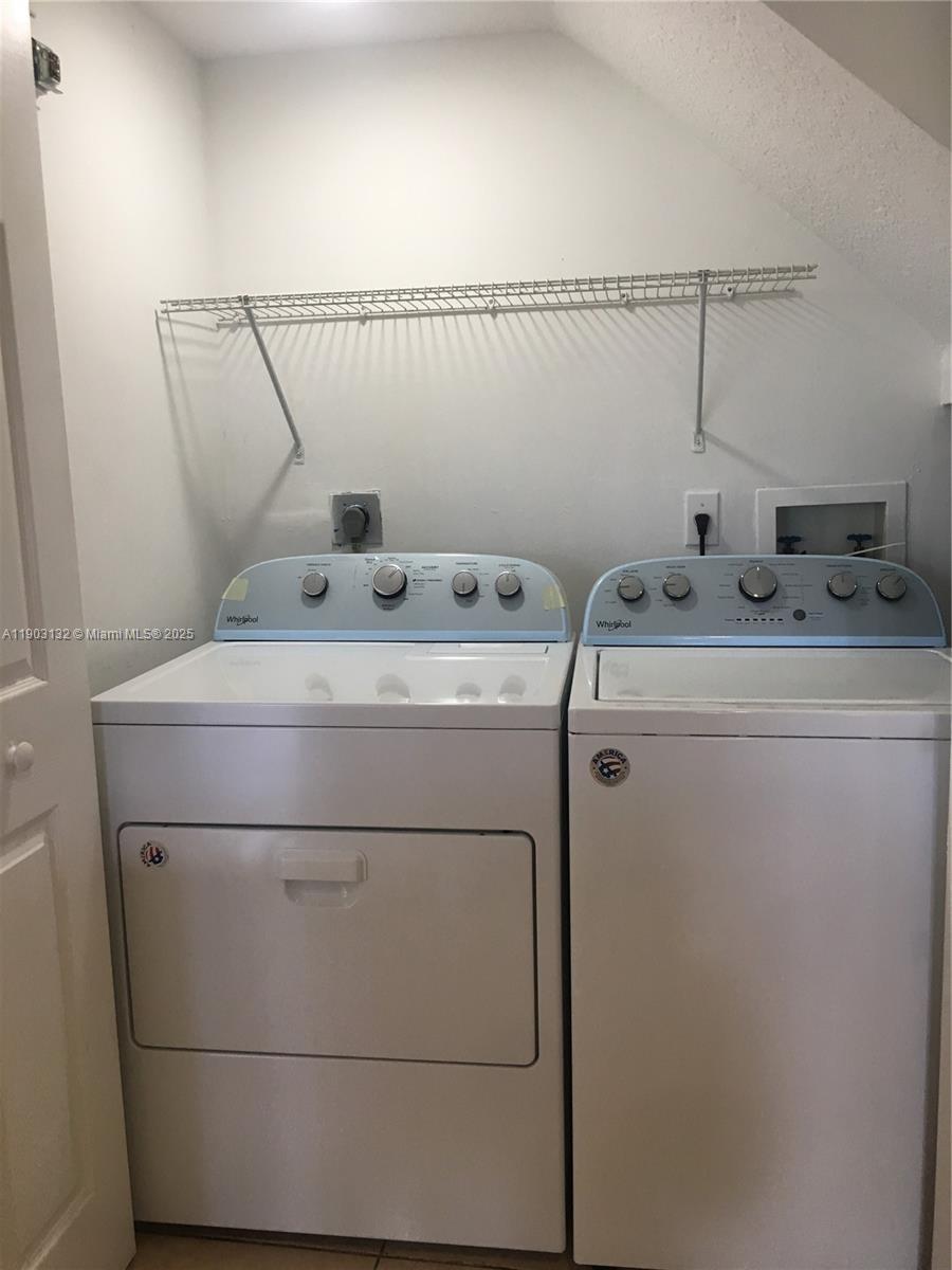 11528 NW 60th Ter # 477