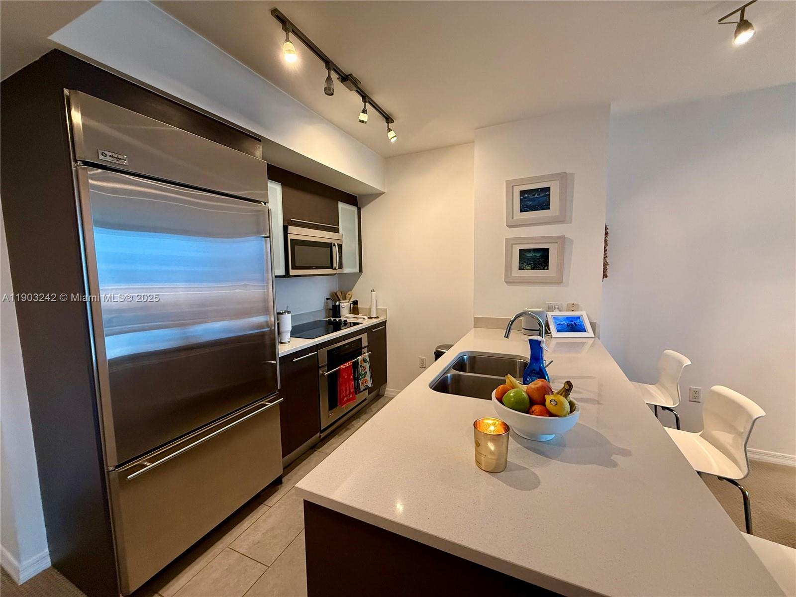 55 SE 6th St # 2808