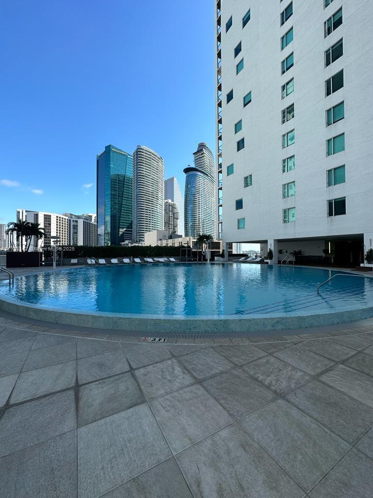 55 SE 6th St # 2808