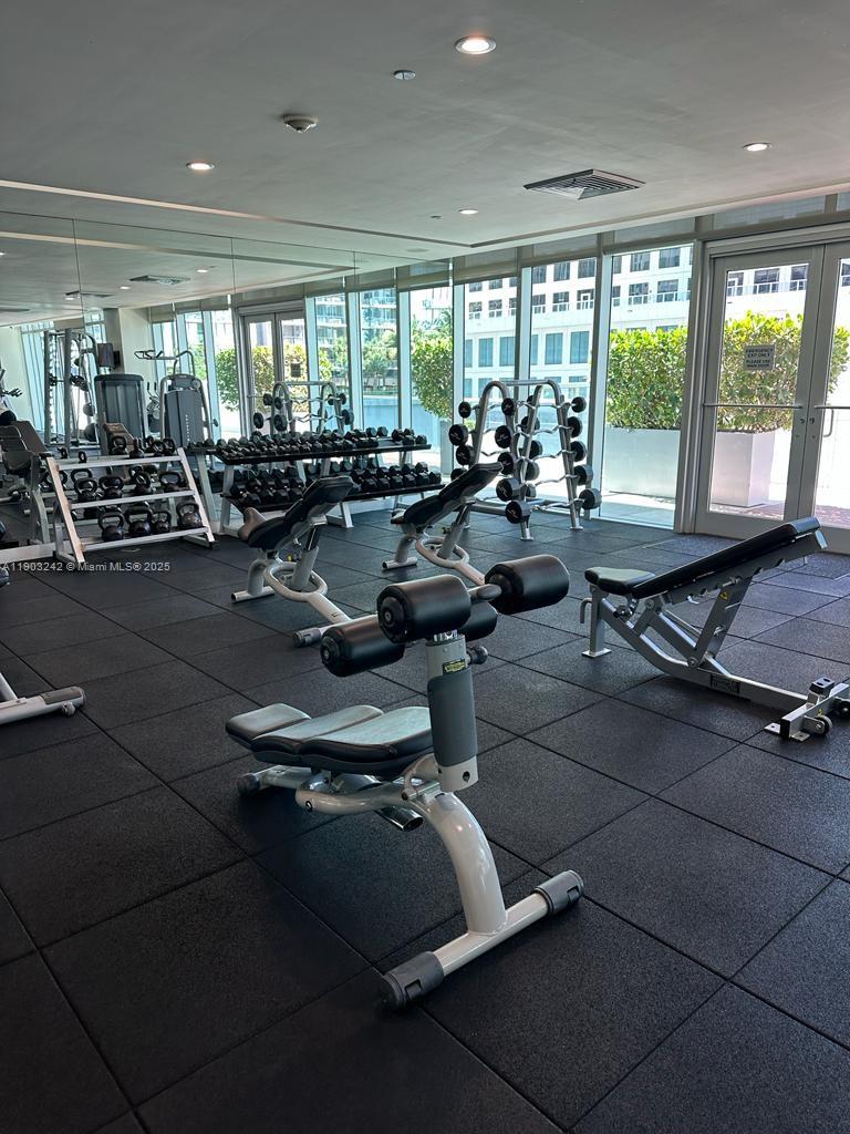 55 SE 6th St # 2808