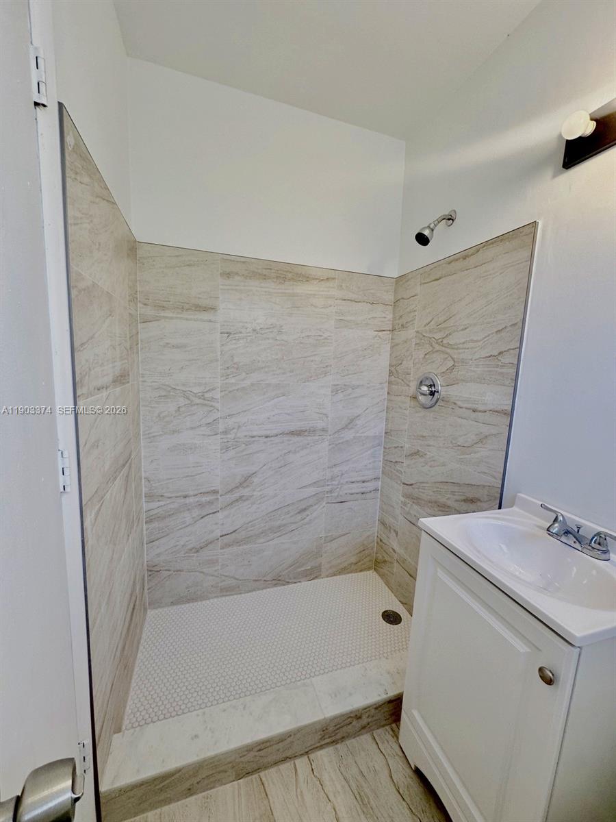 1955 Normandy Dr # 6, Miami Beach Unit: 6