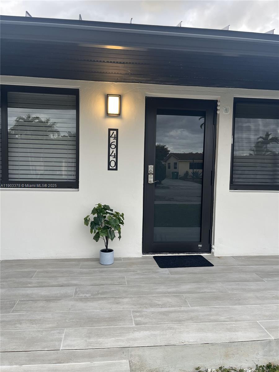 4640 SW 94th Ct, Miami