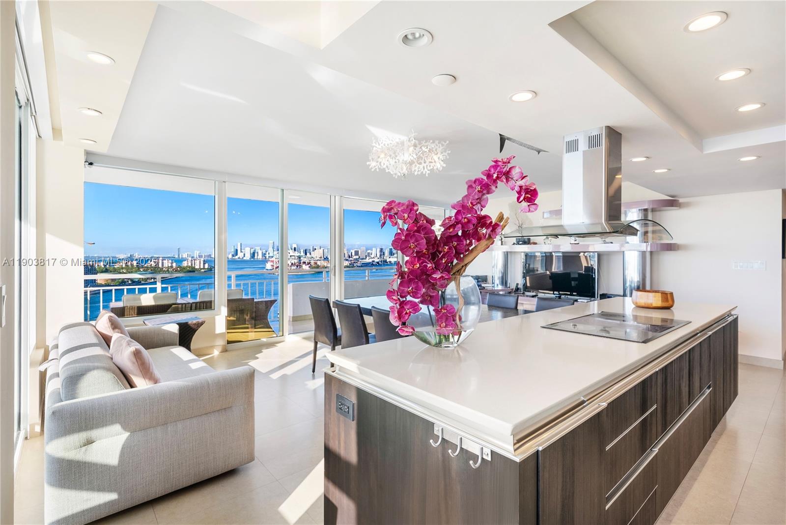 400 S Pointe Dr # 2003