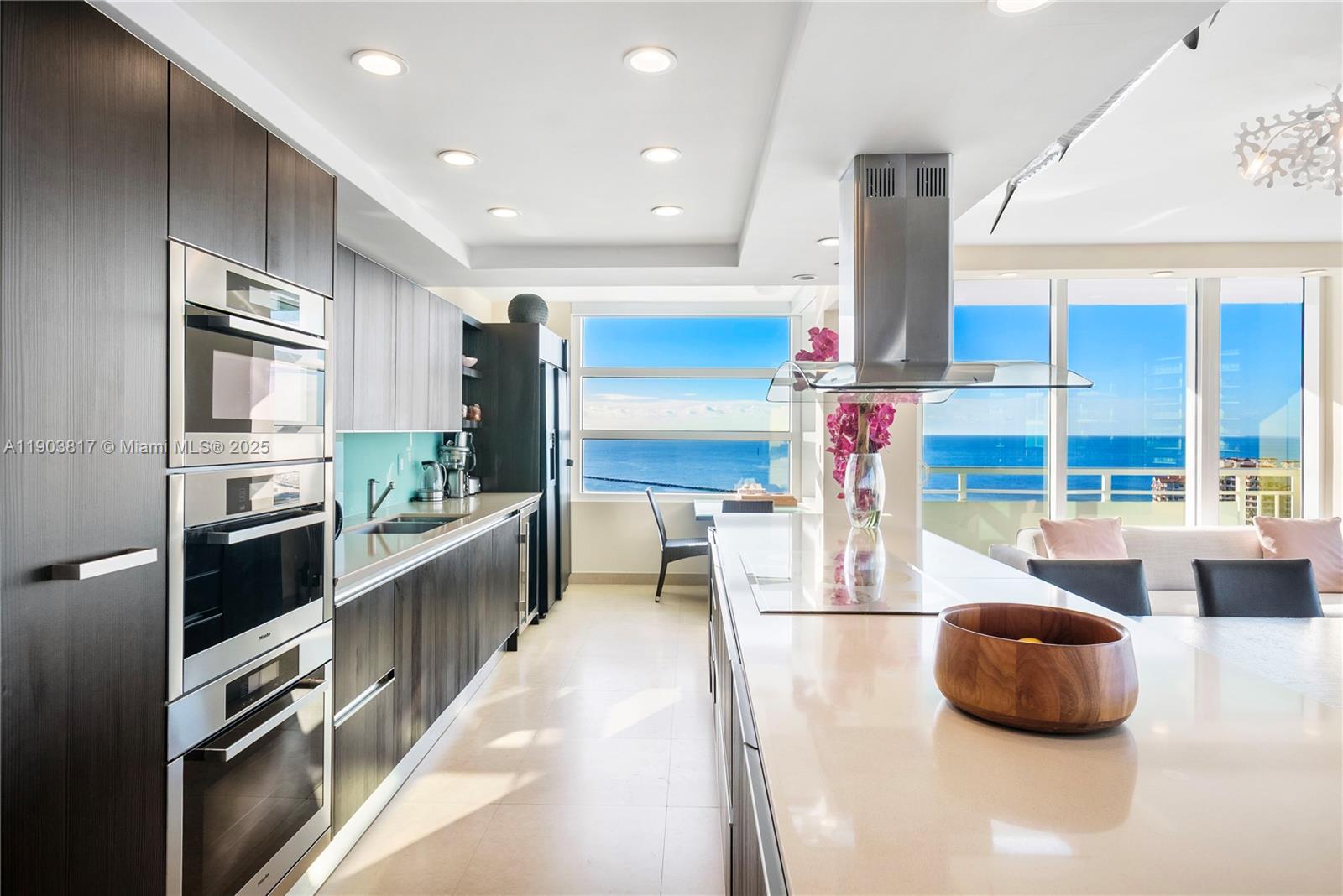 400 S Pointe Dr # 2003