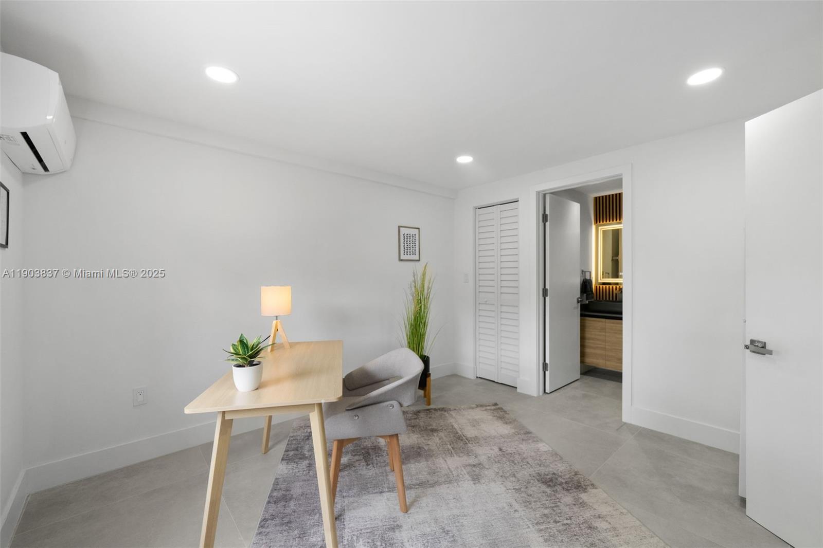 4301 NW 4th St # B, Miami Unit: B