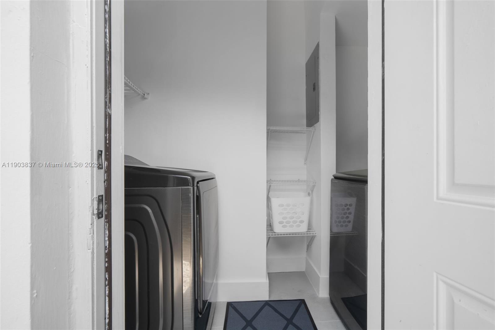 4301 NW 4th St # B, Miami Unit: B