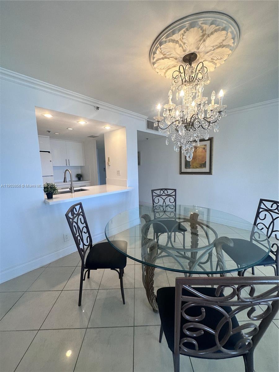 1717 N Bayshore Dr # 3852, Miami Unit: A-3852