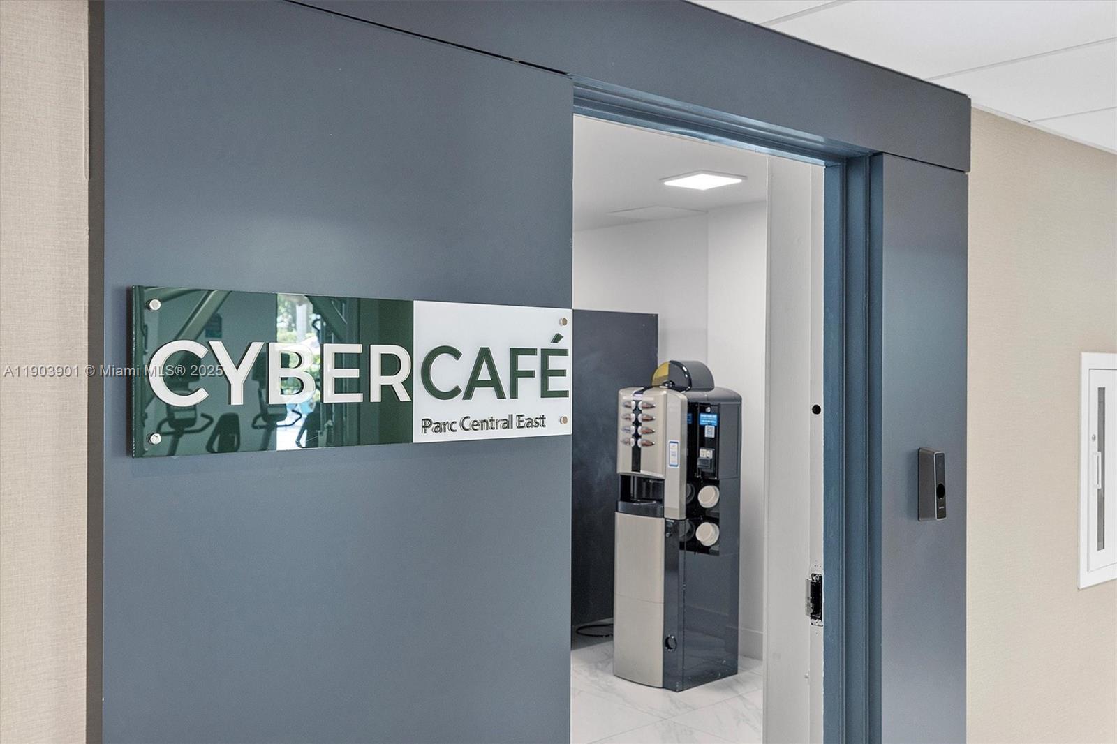 3300 NE 192nd St # 813