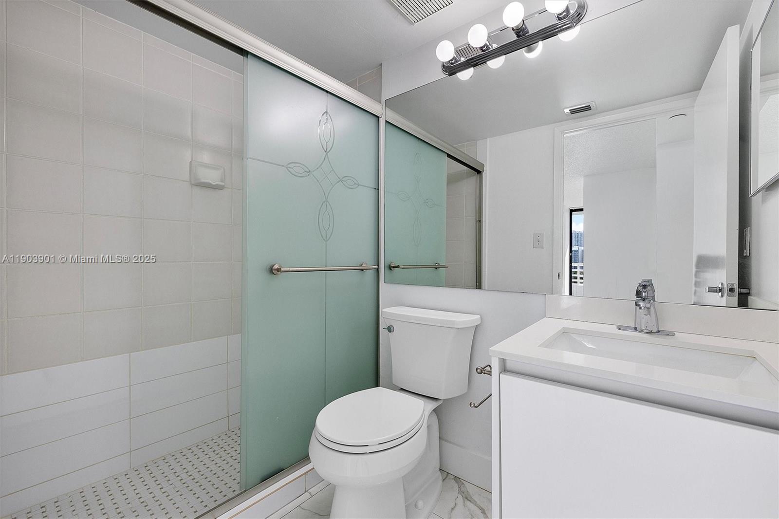 3300 NE 192nd St # 813