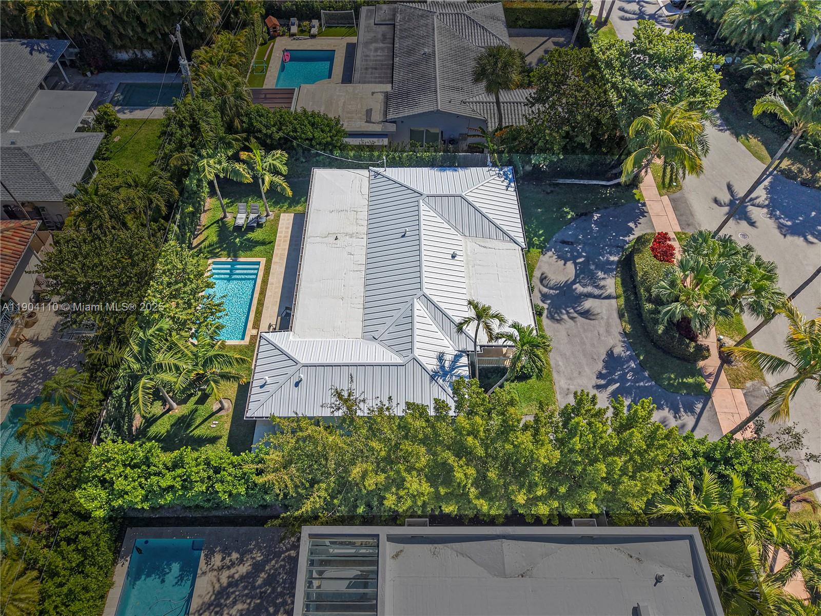 365 W Enid Dr