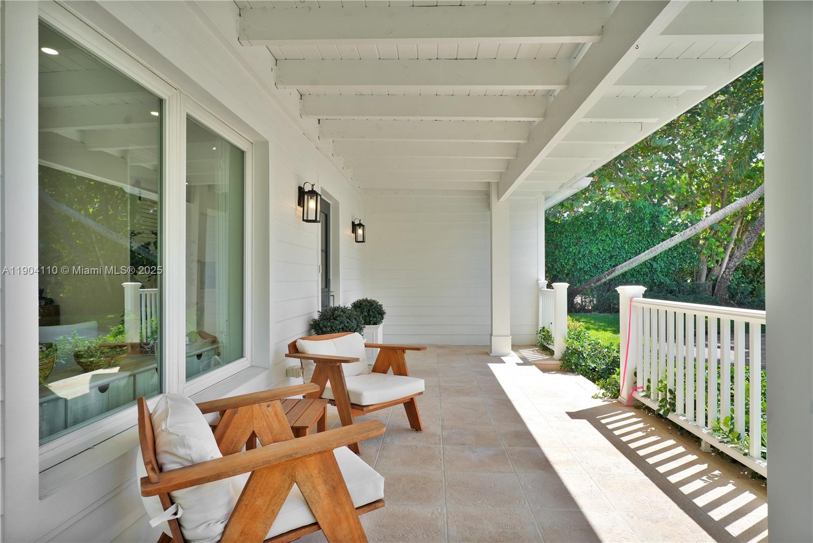 365 W Enid Dr