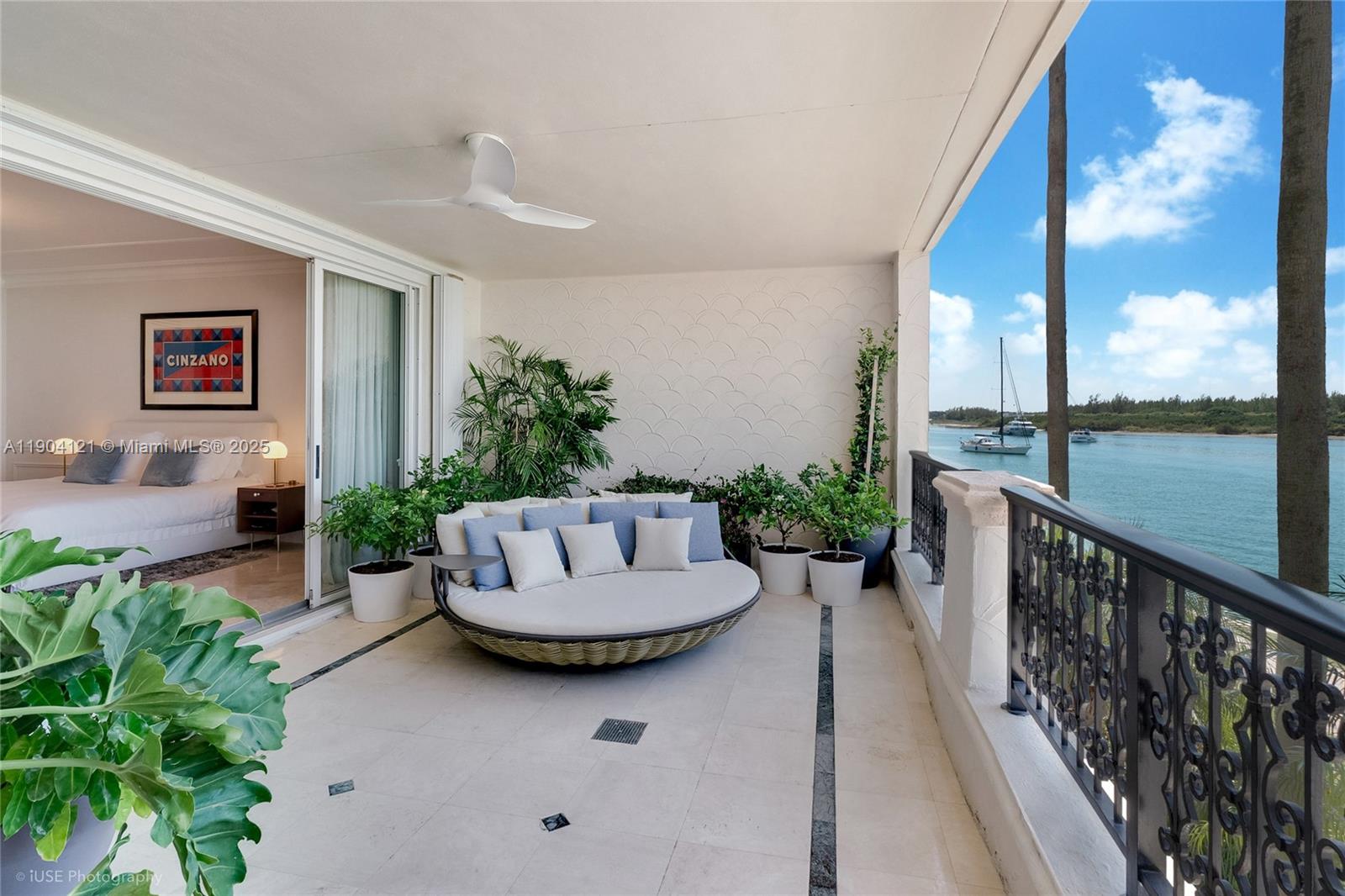 4822 Fisher Island Dr # 4822