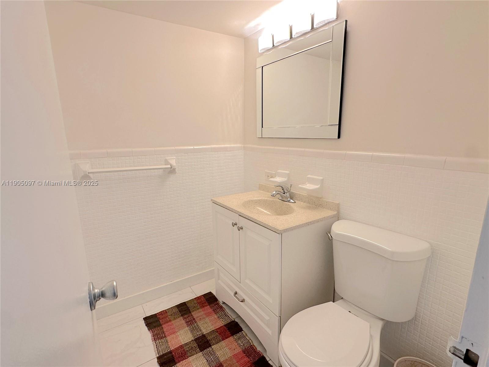 9700 E Bay Harbor Dr # 408