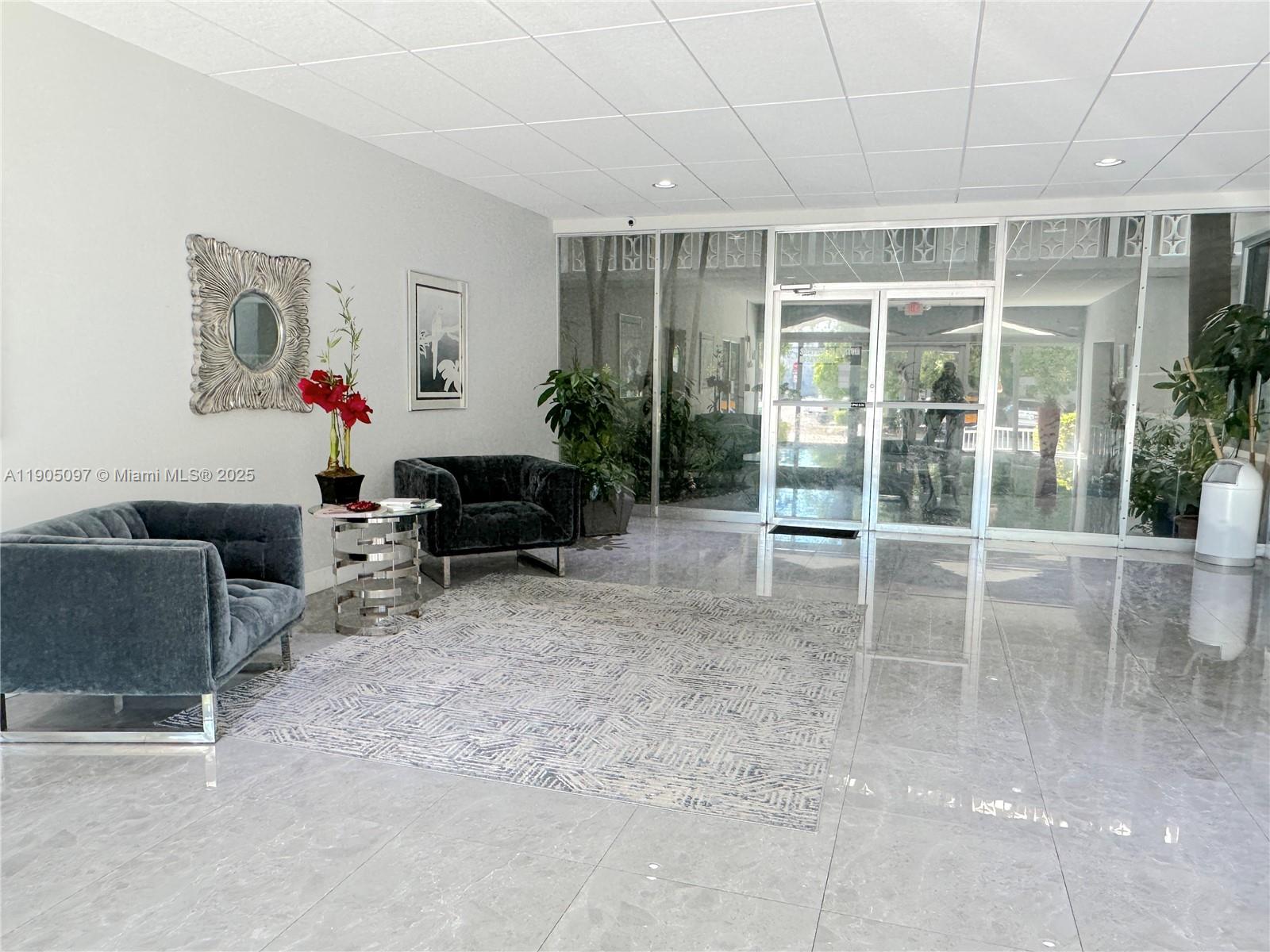 9700 E Bay Harbor Dr # 408