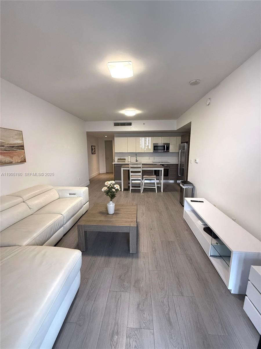 1010 SW 2nd Ave # 910