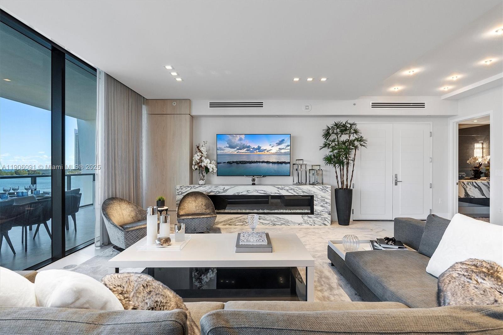 5500 Island Estates Dr # 501