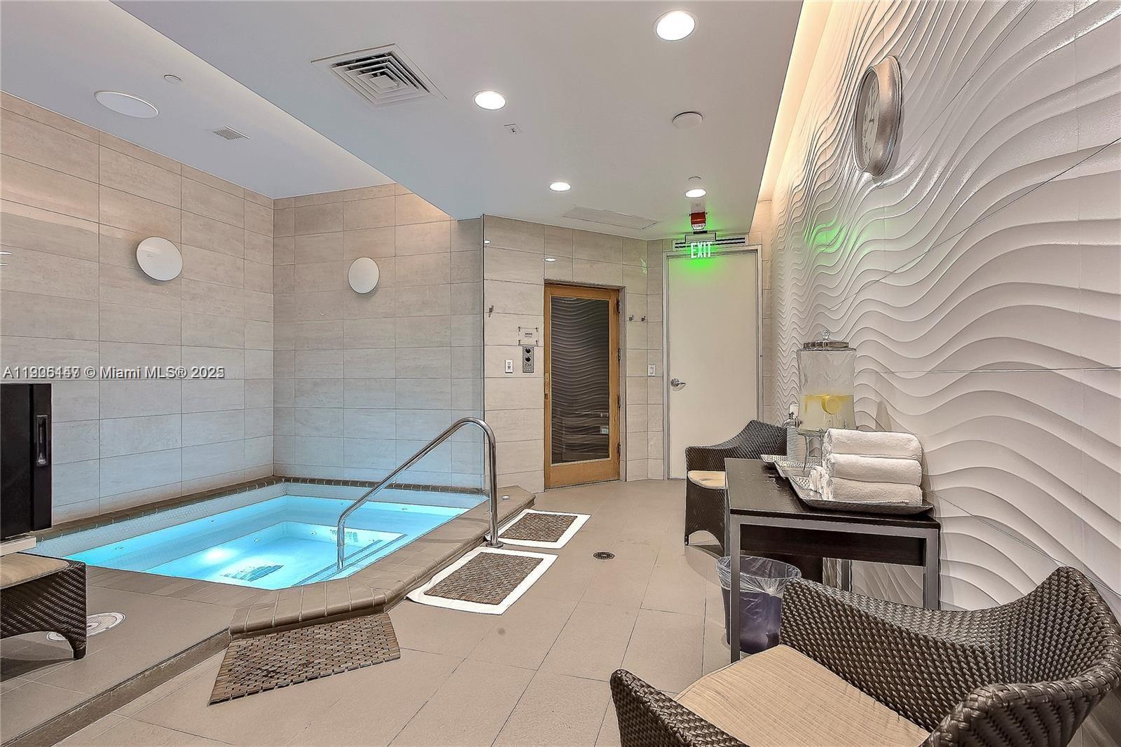 21205 NE 37th Ave # 2204