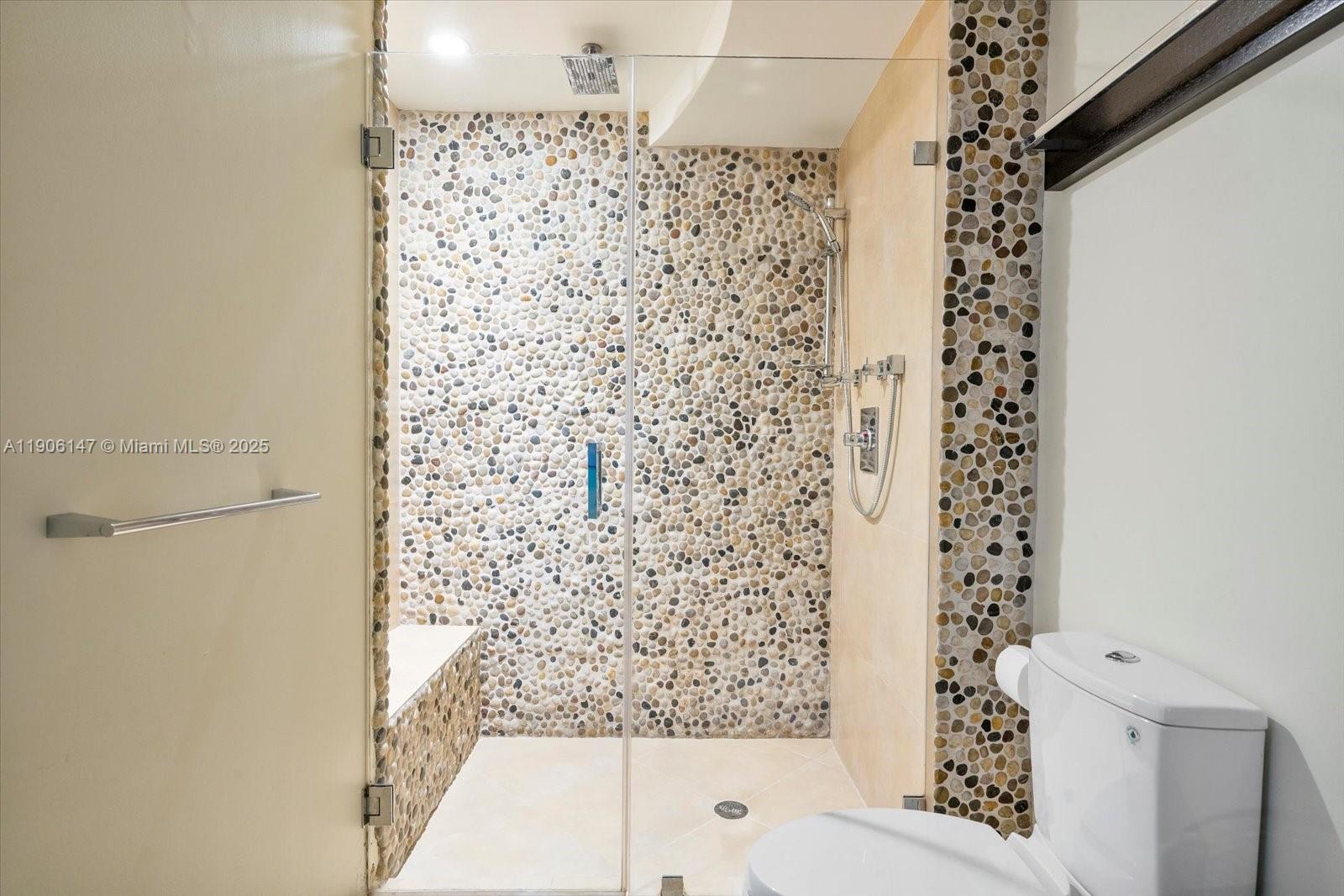 21205 NE 37th Ave # 2204