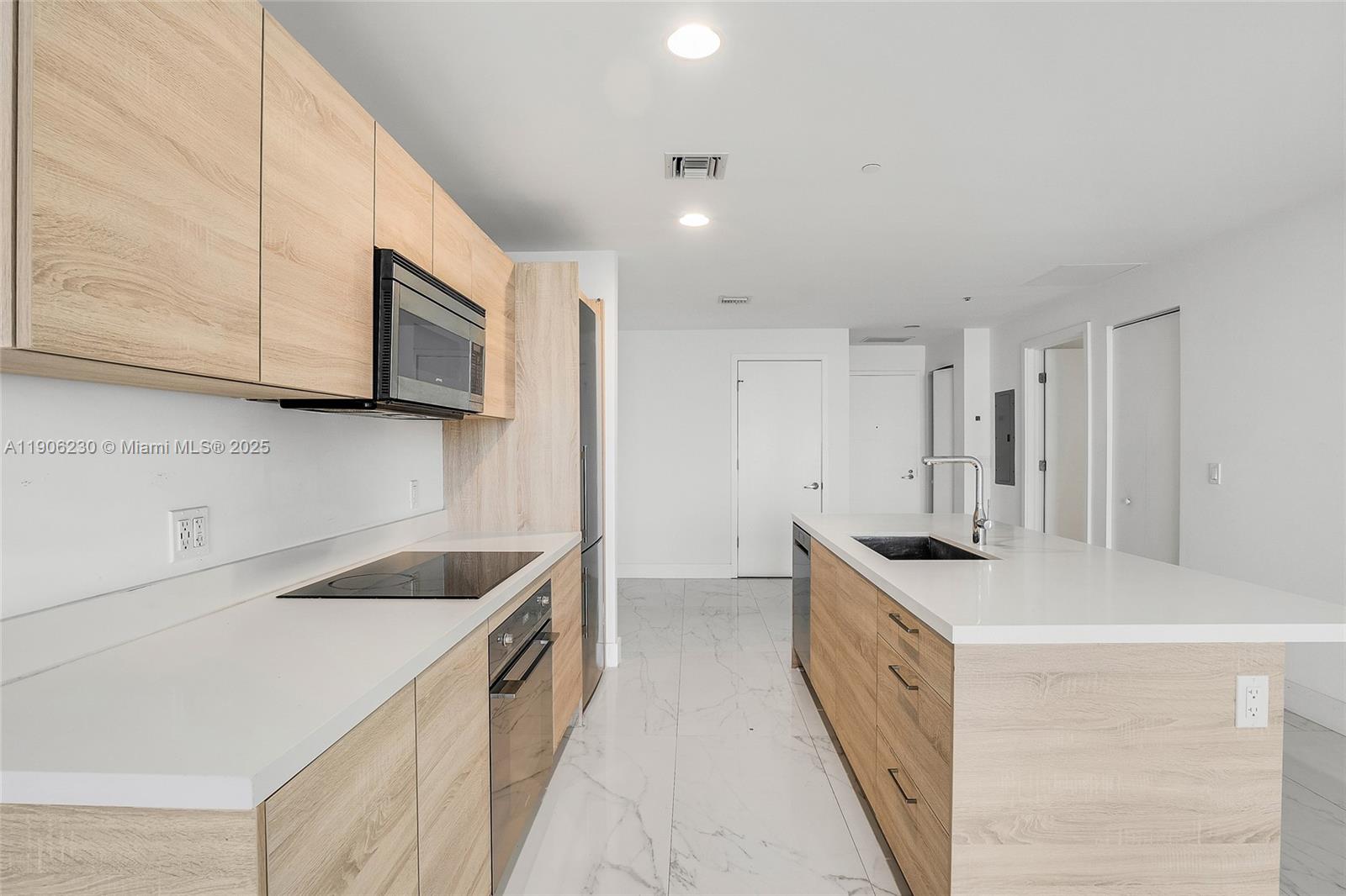 16385 Biscayne Blvd # 3202