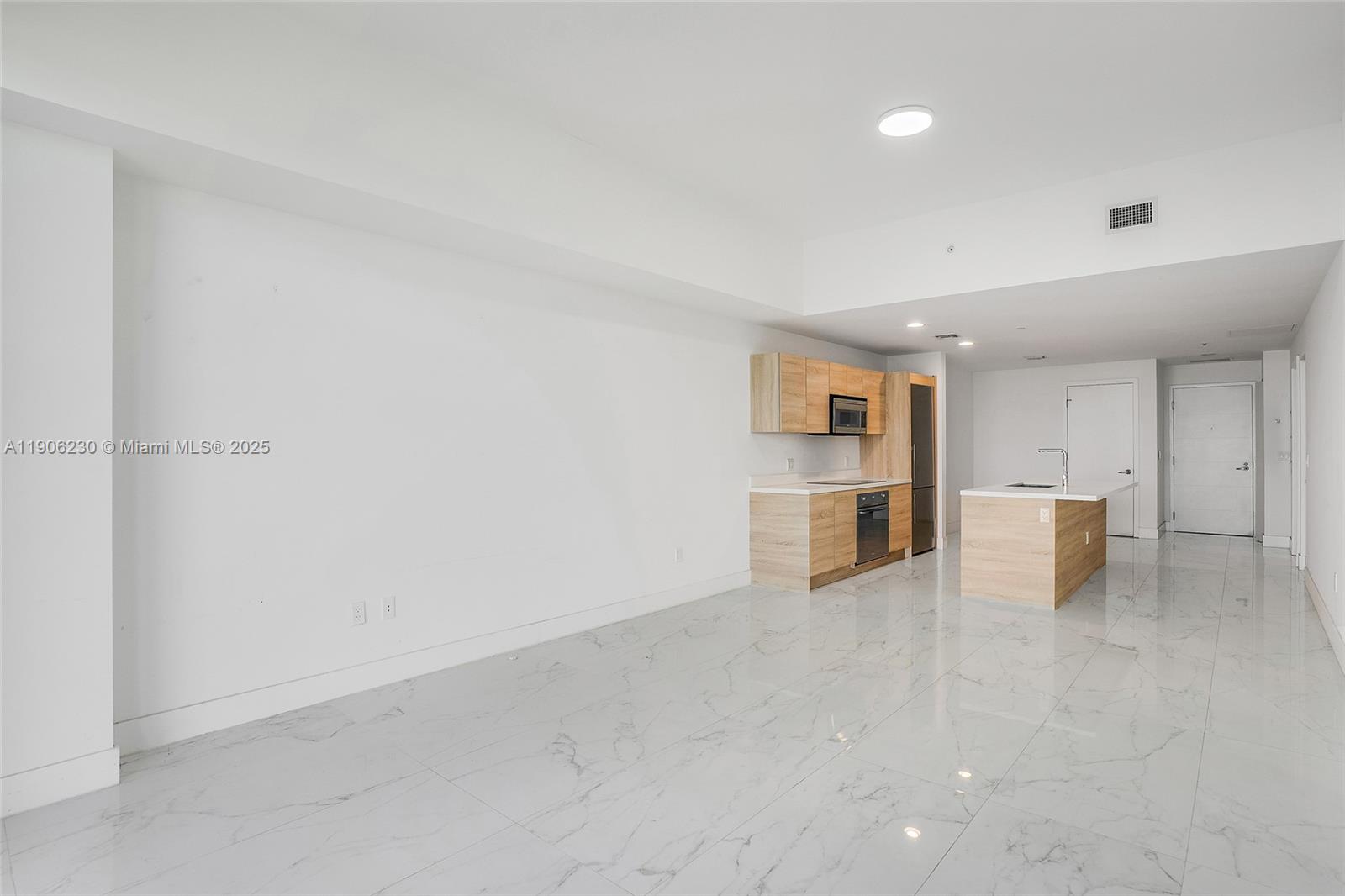 16385 Biscayne Blvd # 3202