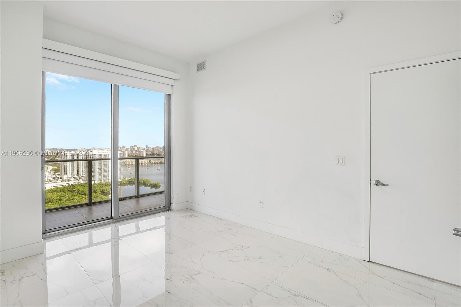 16385 Biscayne Blvd # 3202