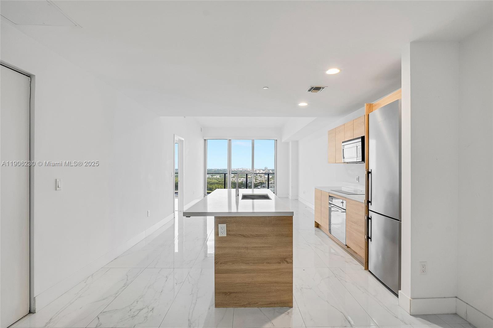 16385 Biscayne Blvd # 3202