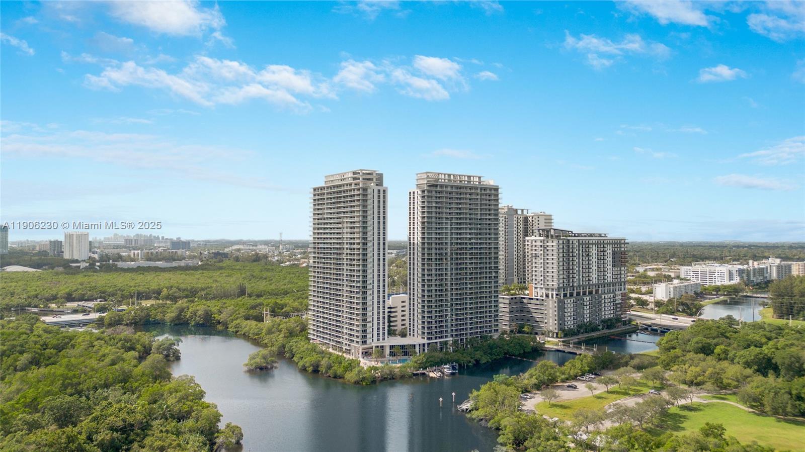 16385 Biscayne Blvd # 3202