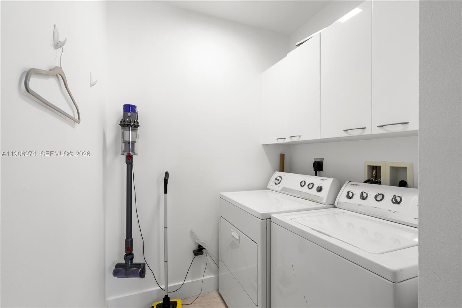 15901 Collins Ave # 1206