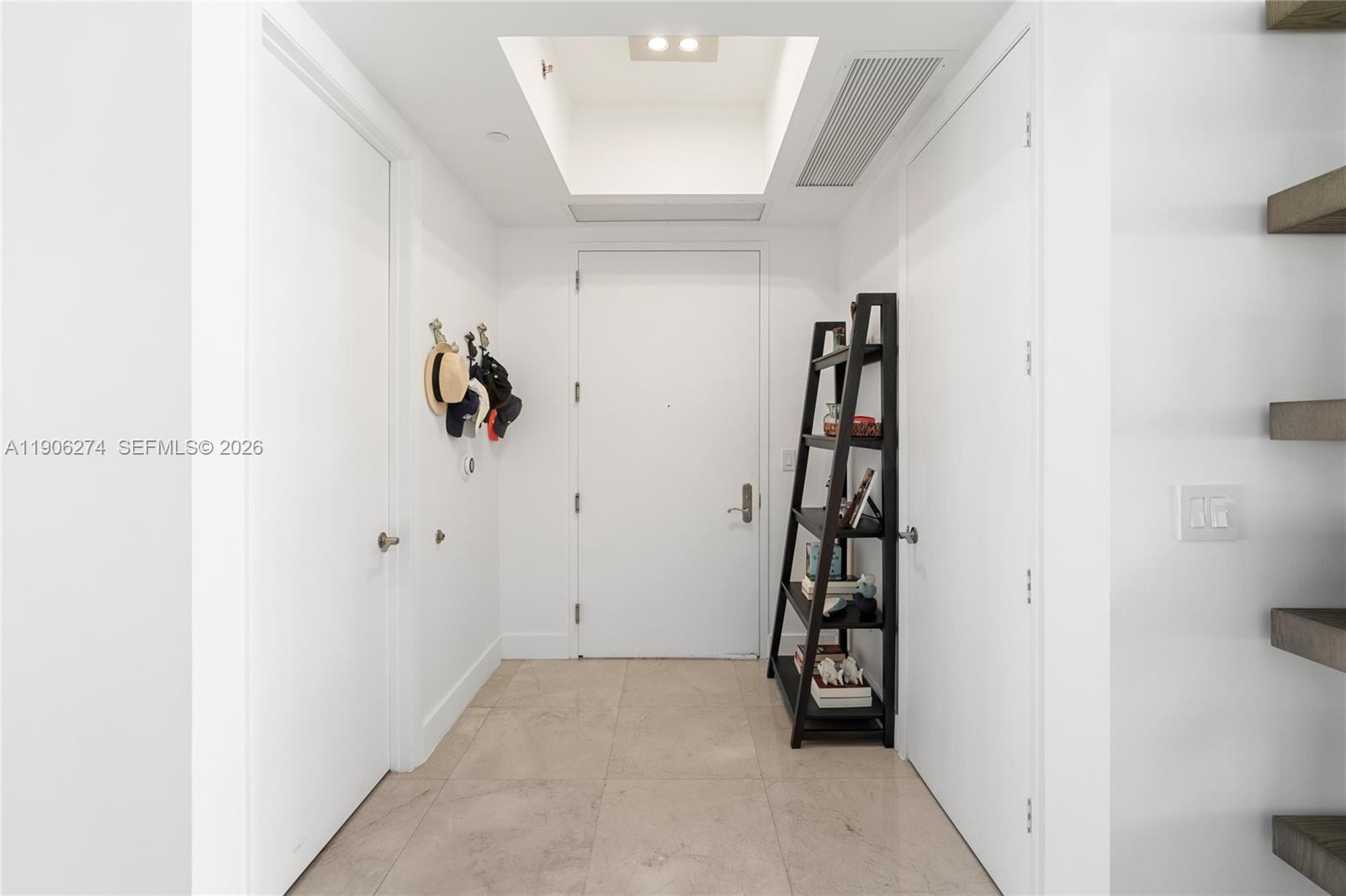 15901 Collins Ave # 1206