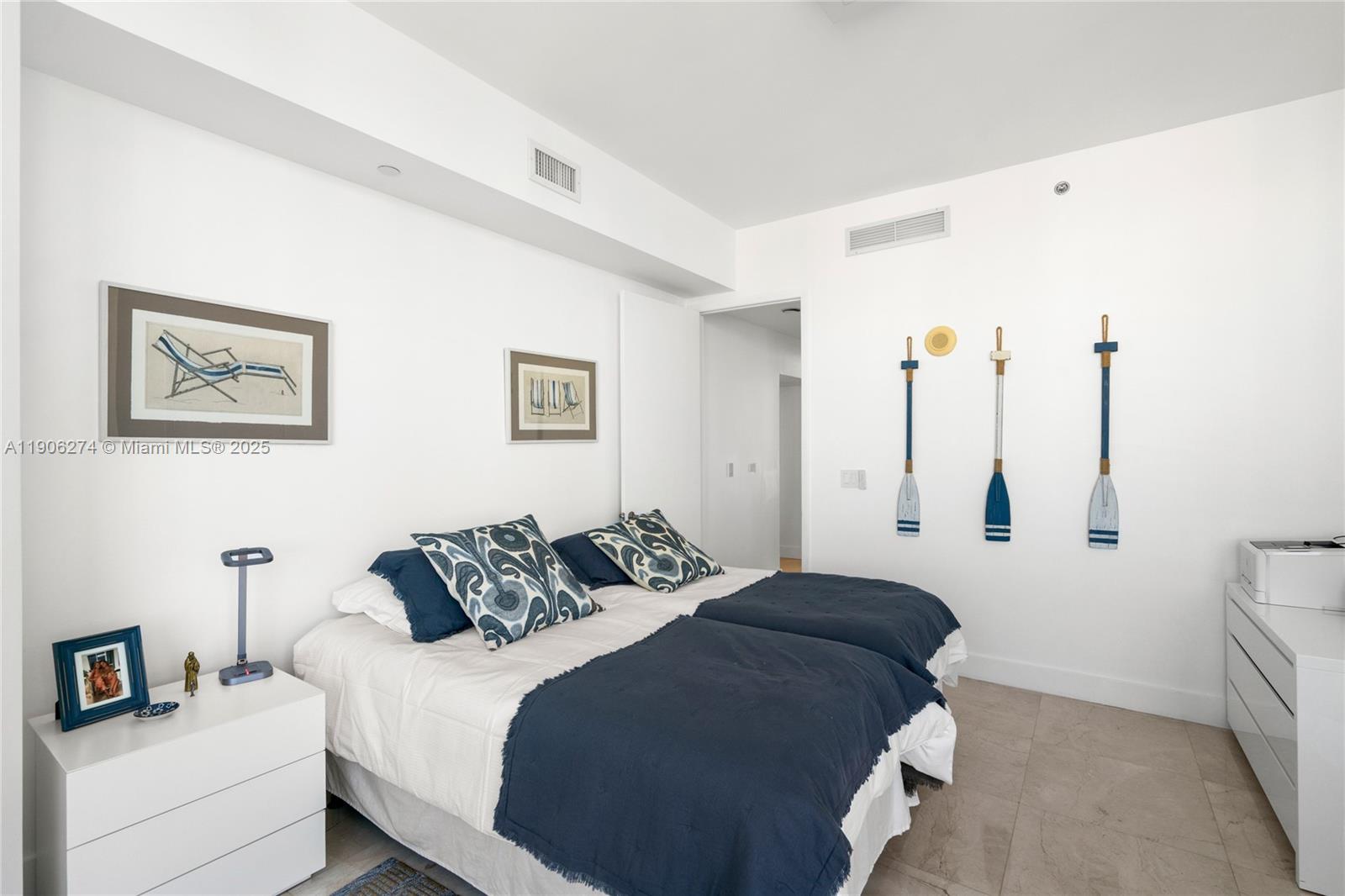 15901 Collins Ave # 1206