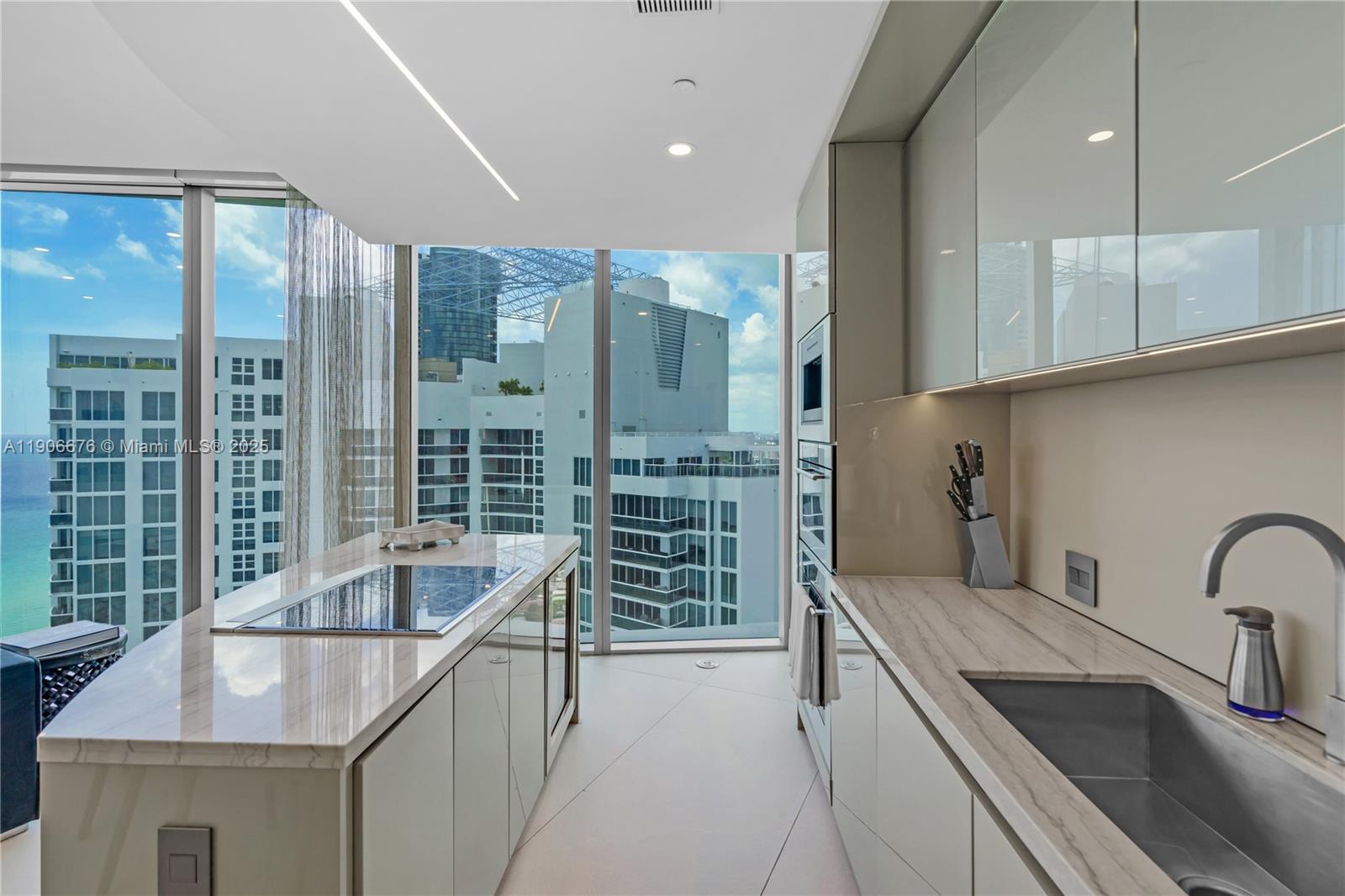 18975 Collins Ave # 2904