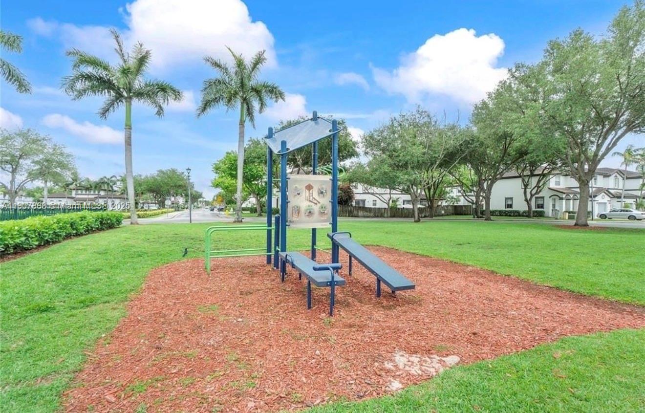 7738 NW 116th Ave # 7738