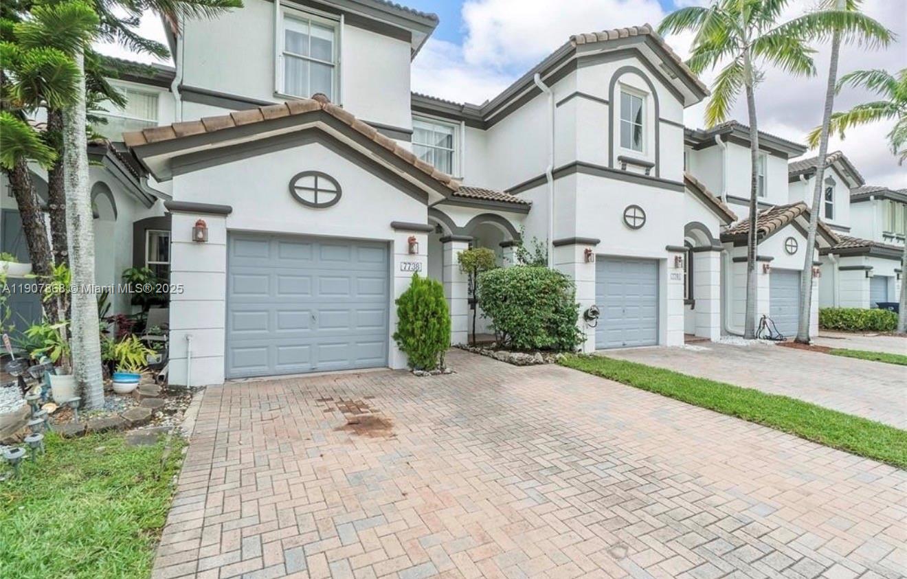 7738 NW 116th Ave # 7738