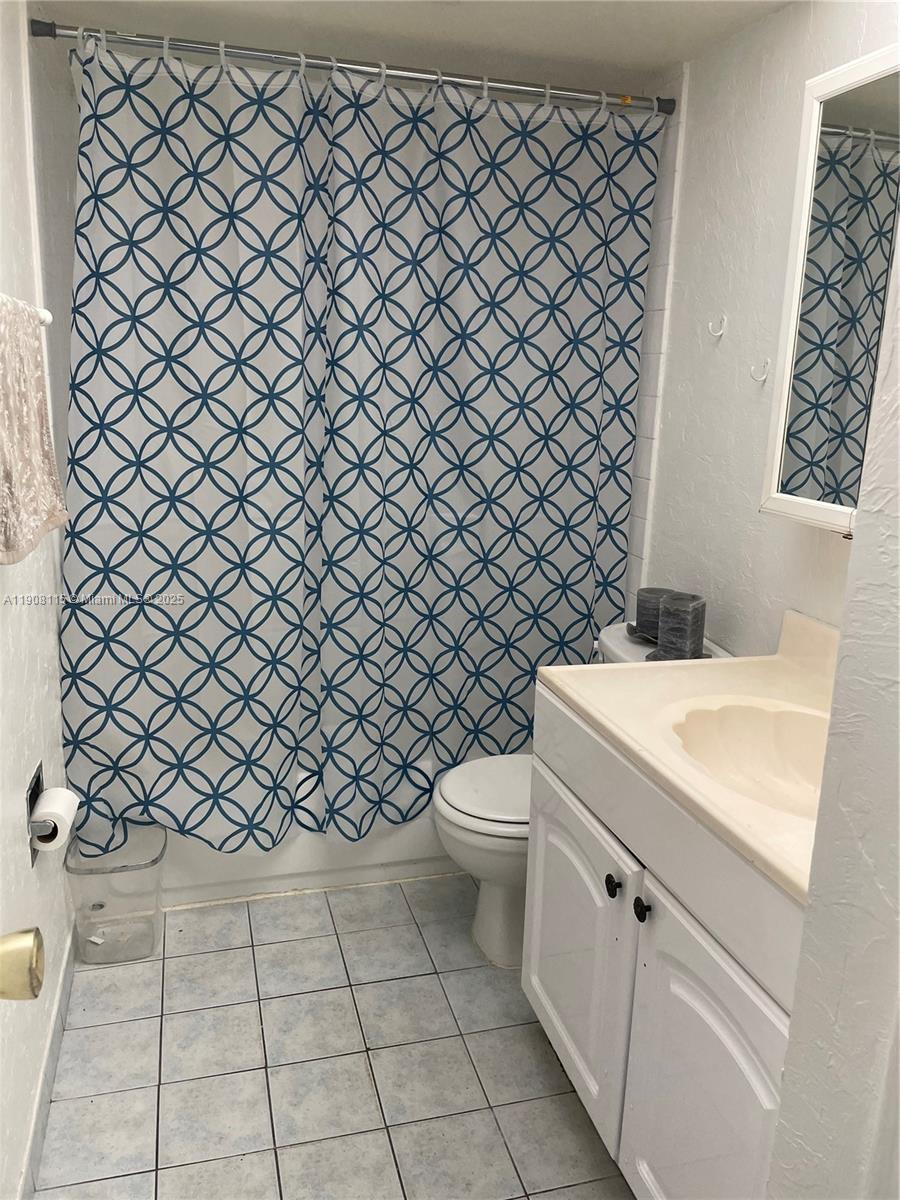 4200 NW 3rd Ct # 111