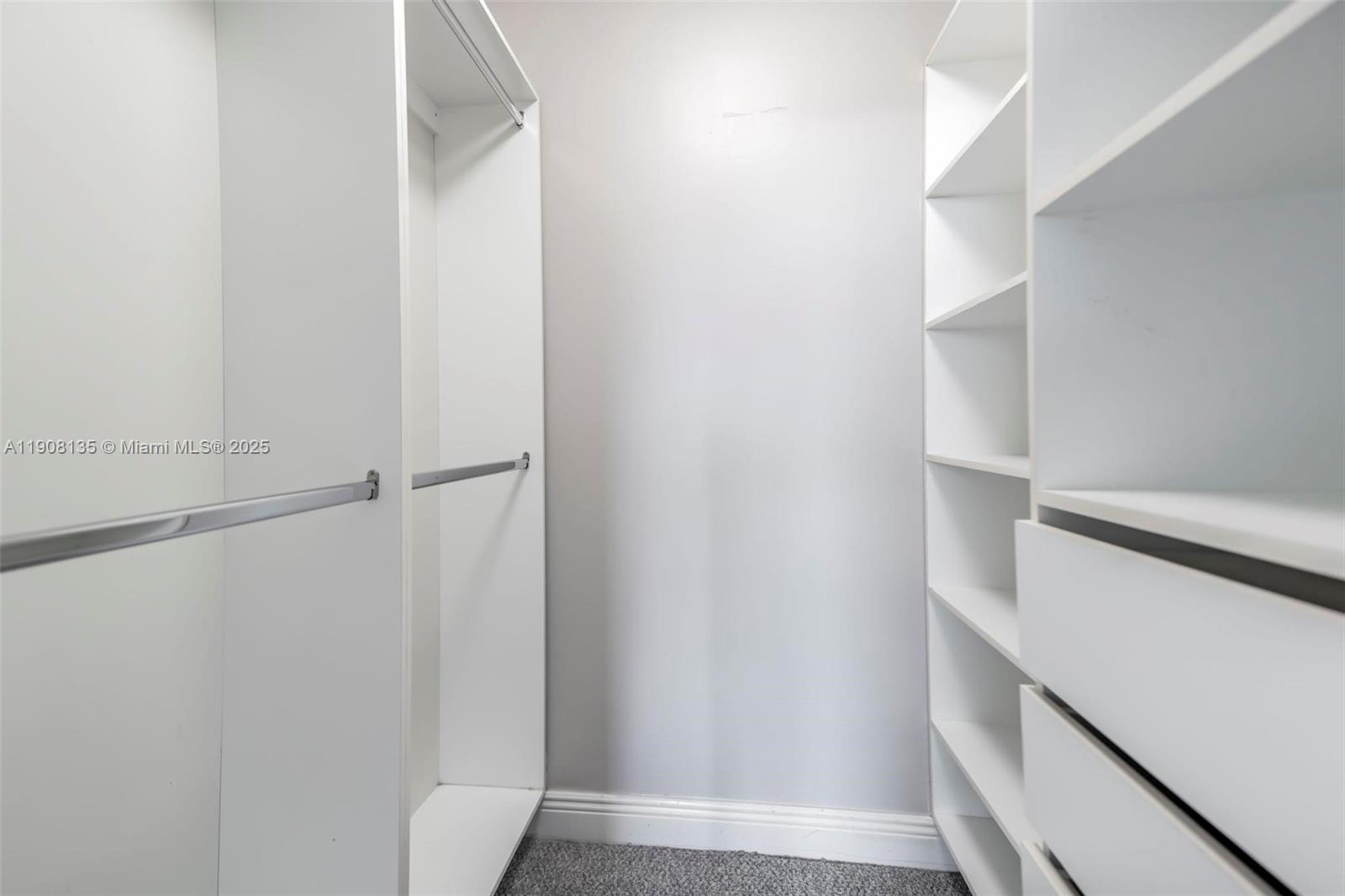 2333 Brickell Ave # 517