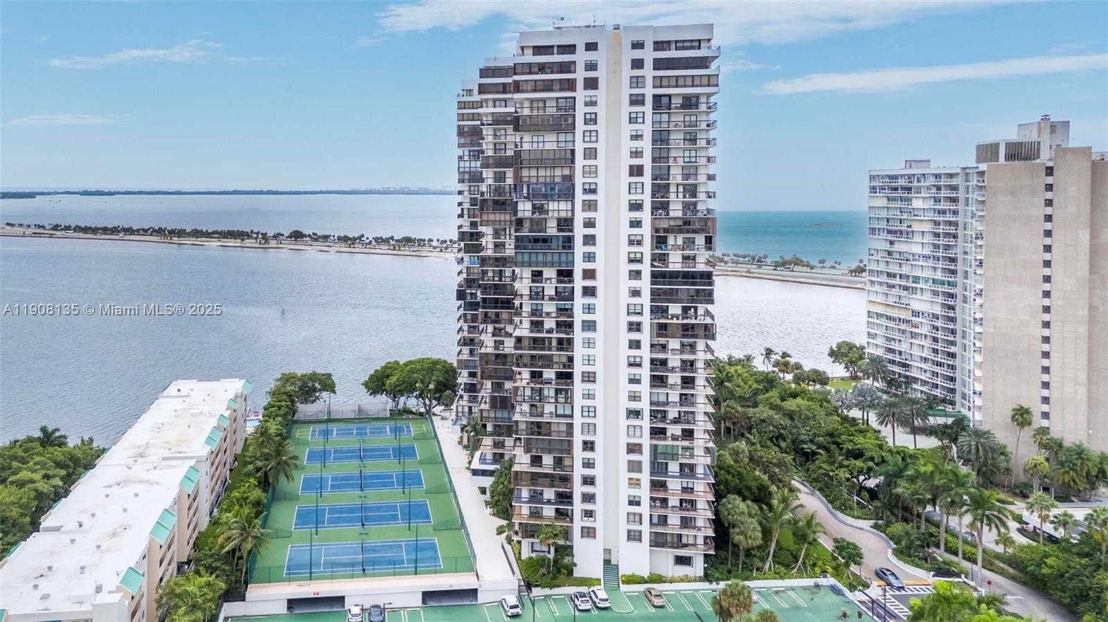 2333 Brickell Ave # 517