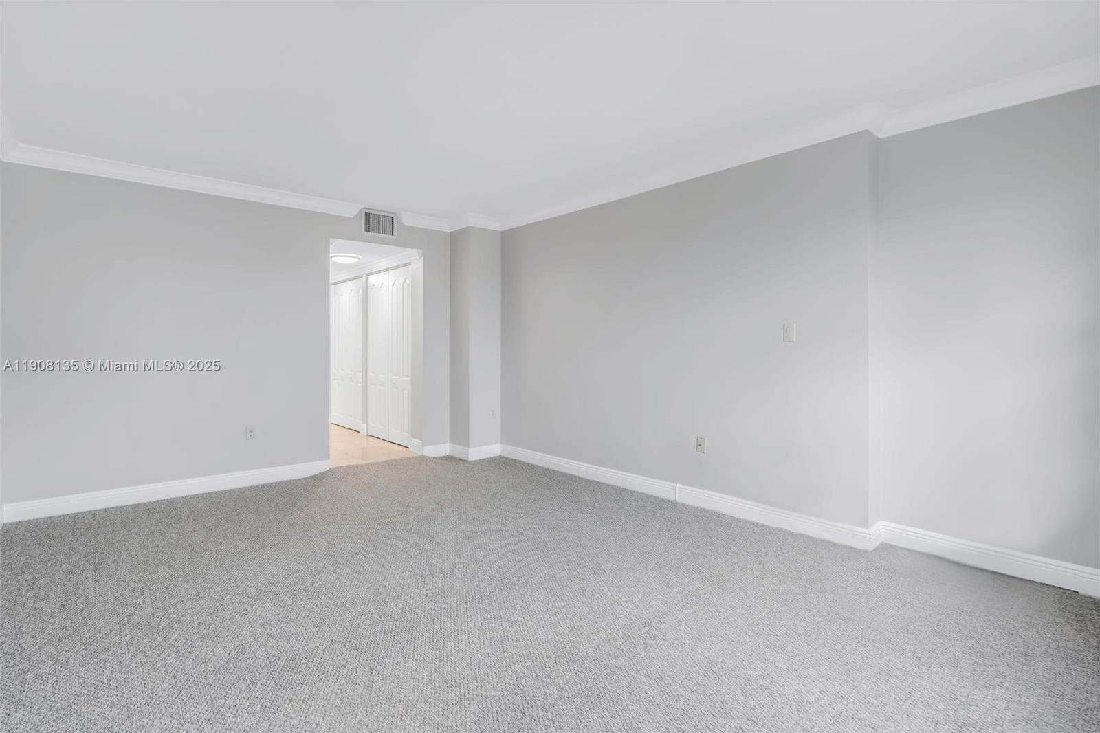 2333 Brickell Ave # 517