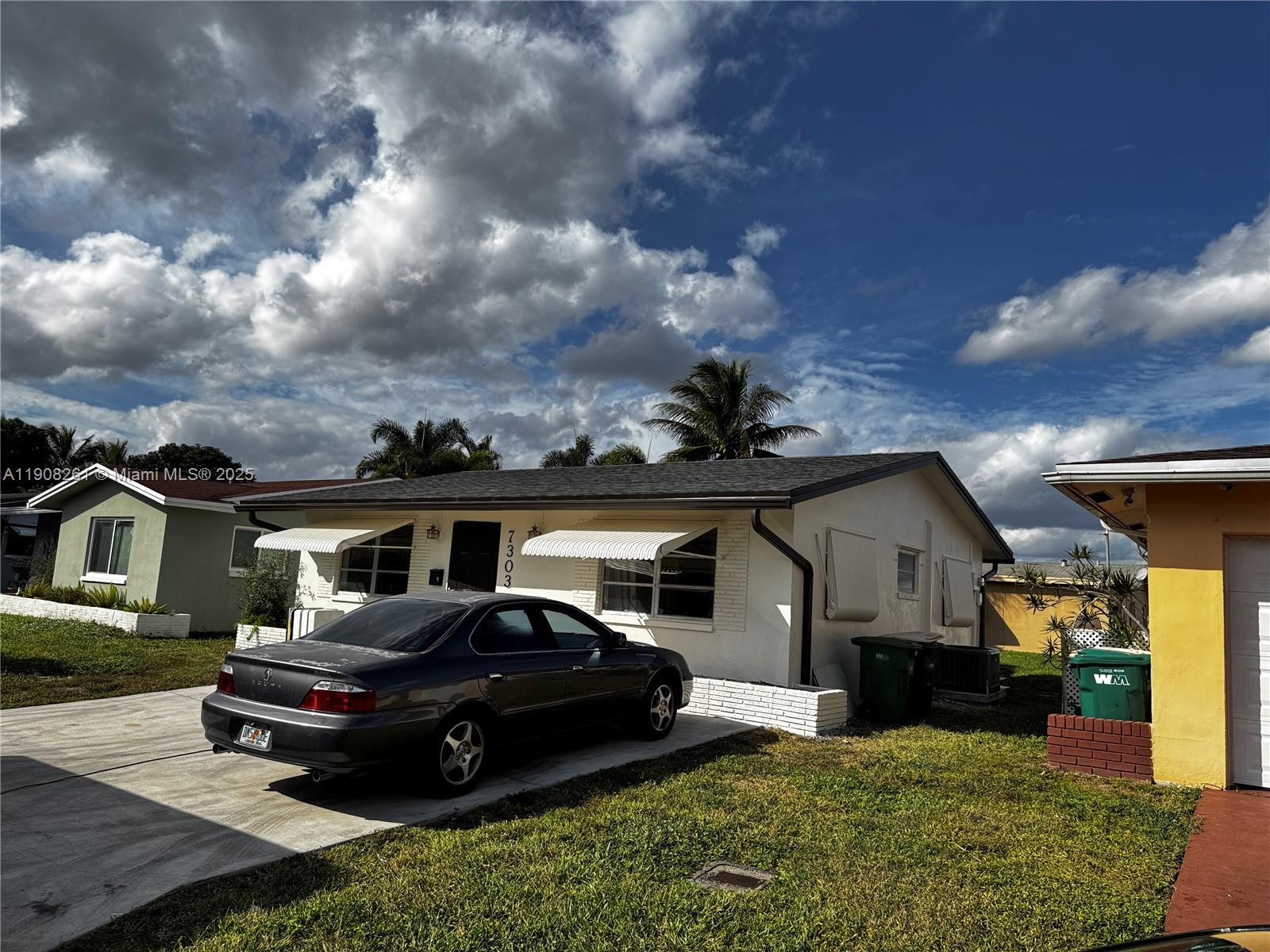 7303 NW 57th Pl # 7303