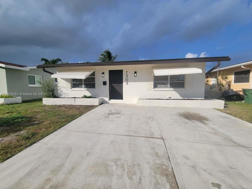 7303 NW 57th Pl # 7303