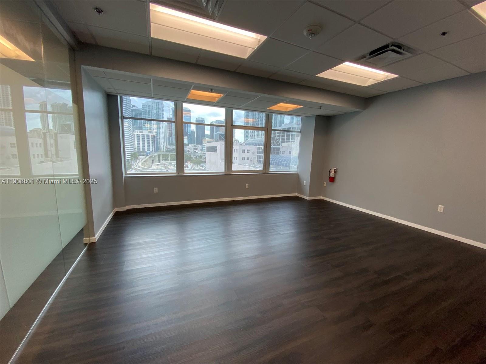 14 NE 1st Ave # 600A