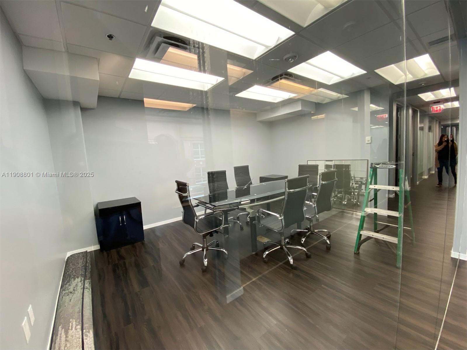 14 NE 1st Ave # 600A