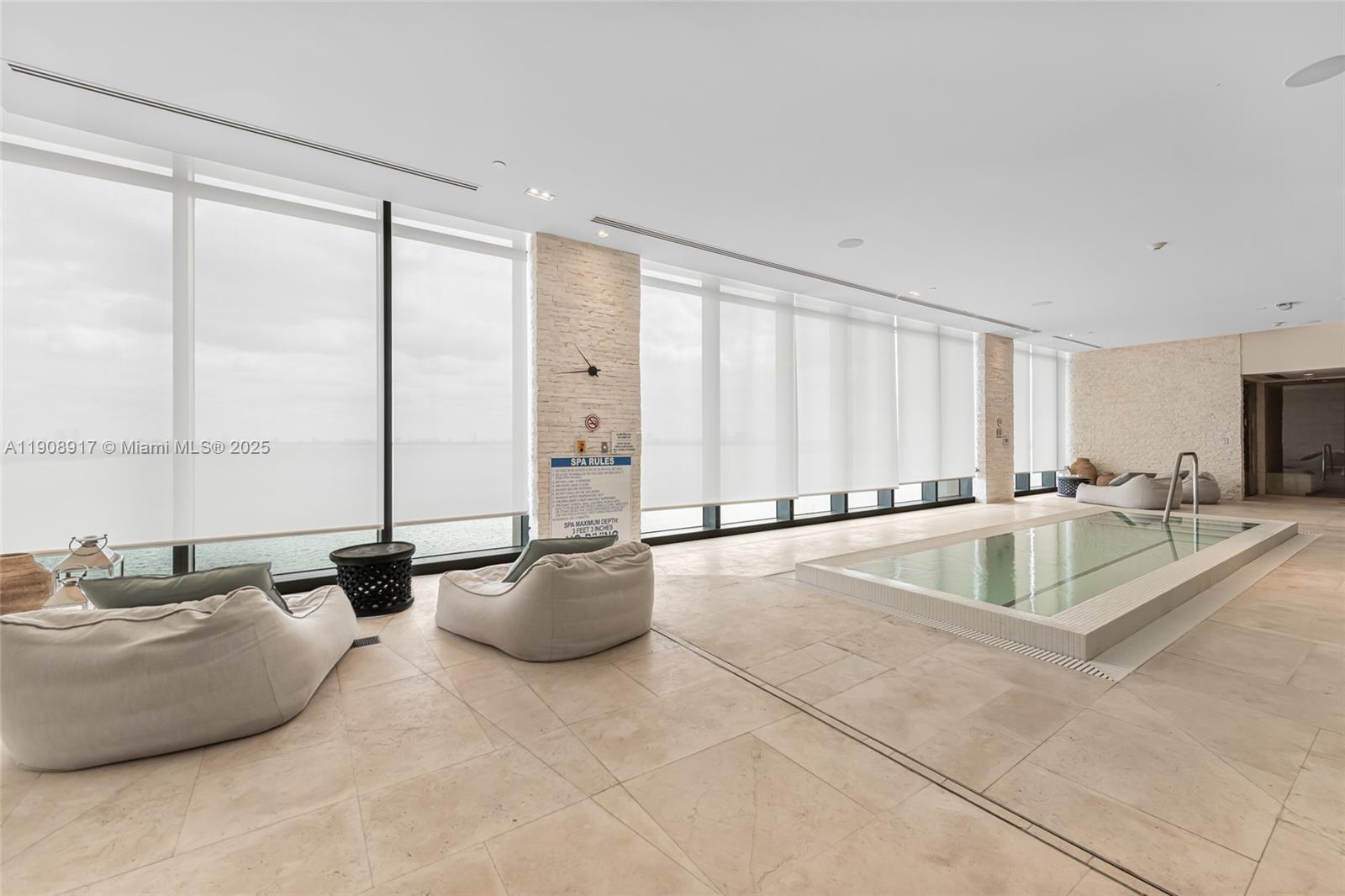 3131 NE 7th Ave # 3505