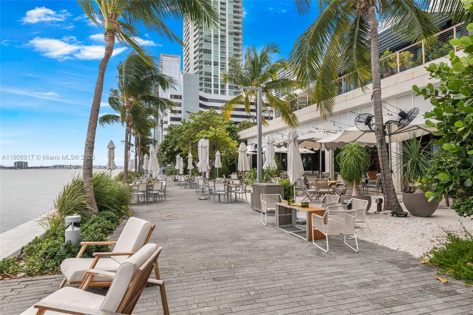 3131 NE 7th Ave # 3505