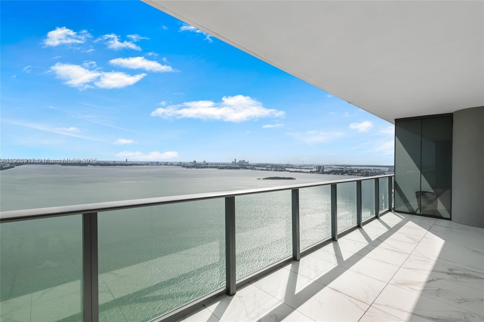 3131 NE 7th Ave # 3505