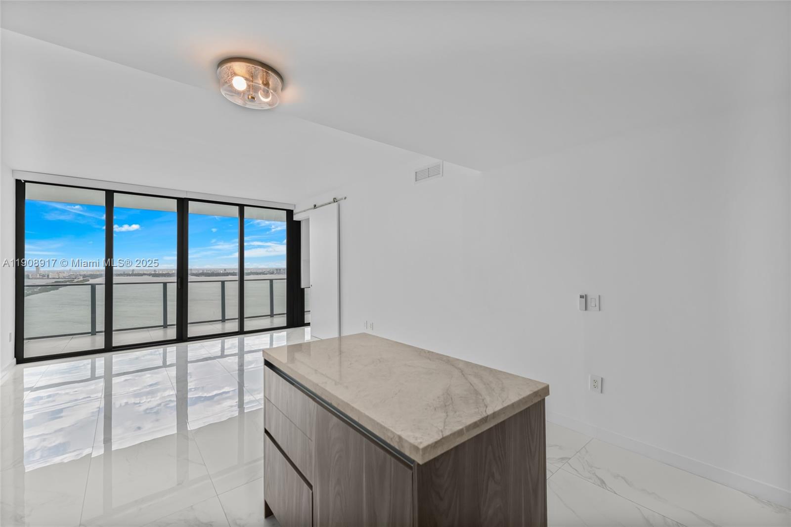 3131 NE 7th Ave # 3505