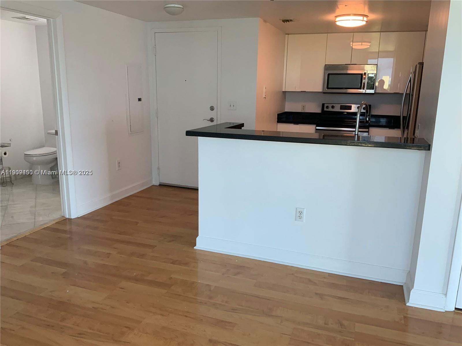 1401 SW 22nd St # 601