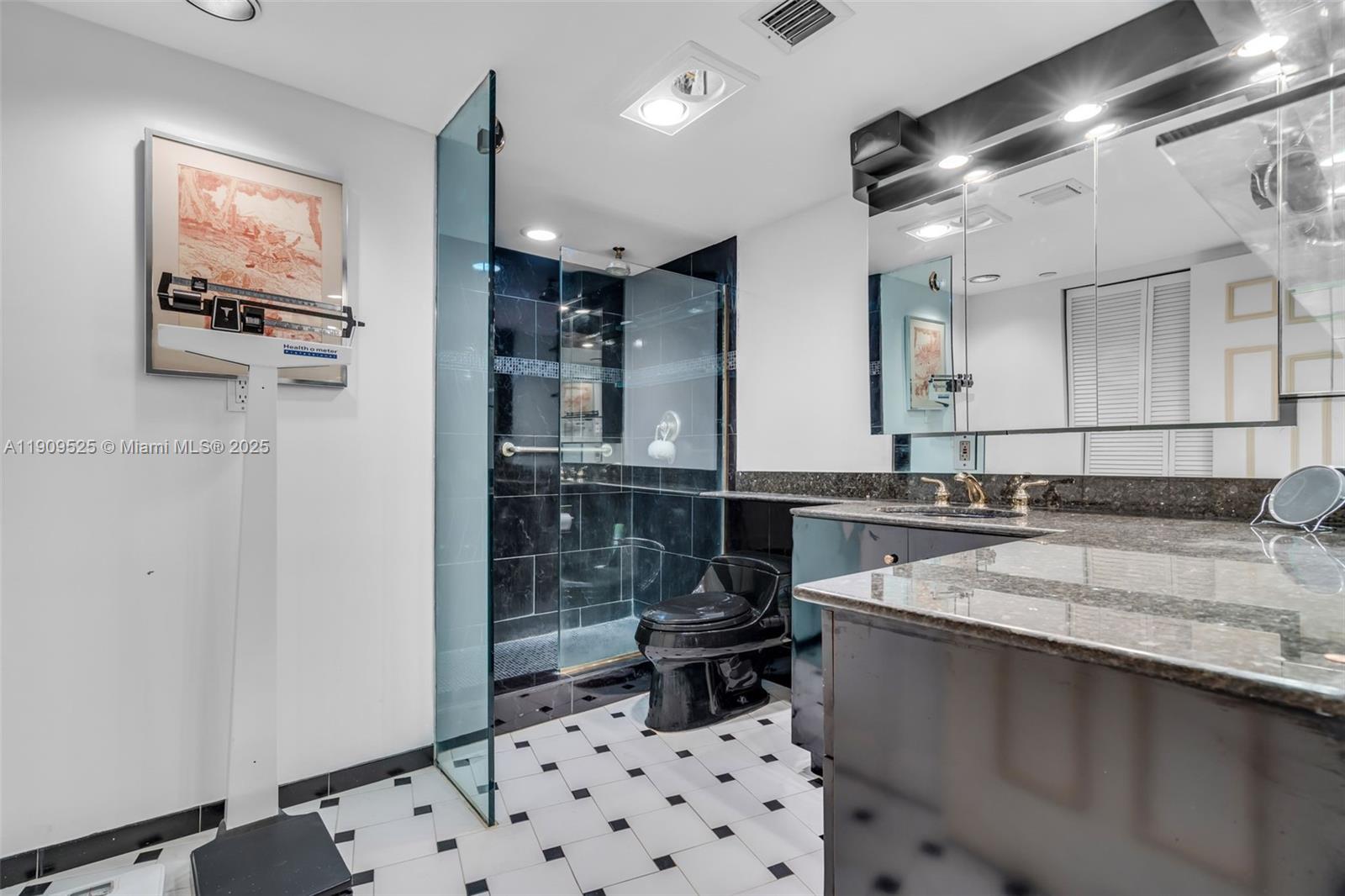 151 Crandon Blvd # 1226